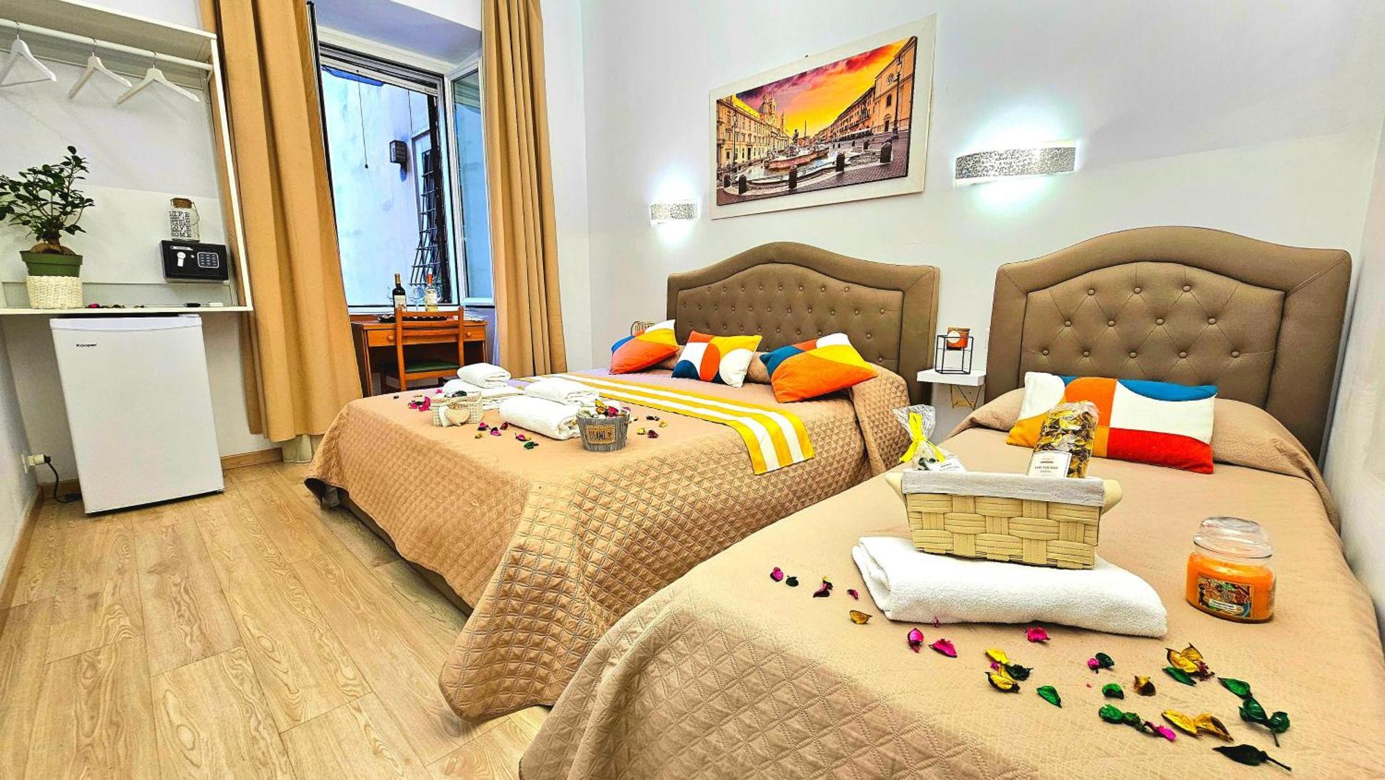 Bed and breakfast A Casa Simpatia Roma - Free Parking If You Book 4 Nights Extérieur photo